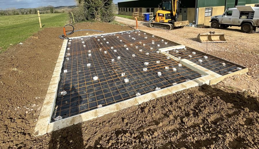 Formation dug and prepared to the drawing with cellular grid and edging